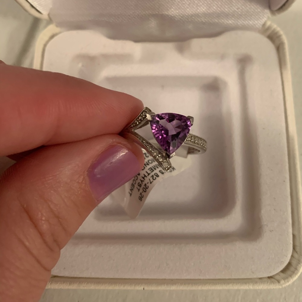 Sterling Silver Amethyst with Diamond Accent Ring - Picture 2 of 2